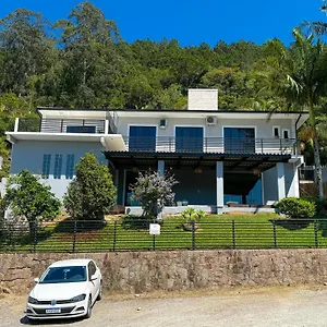 Casa Com Vista O Mar Em Governador Celso Ramos