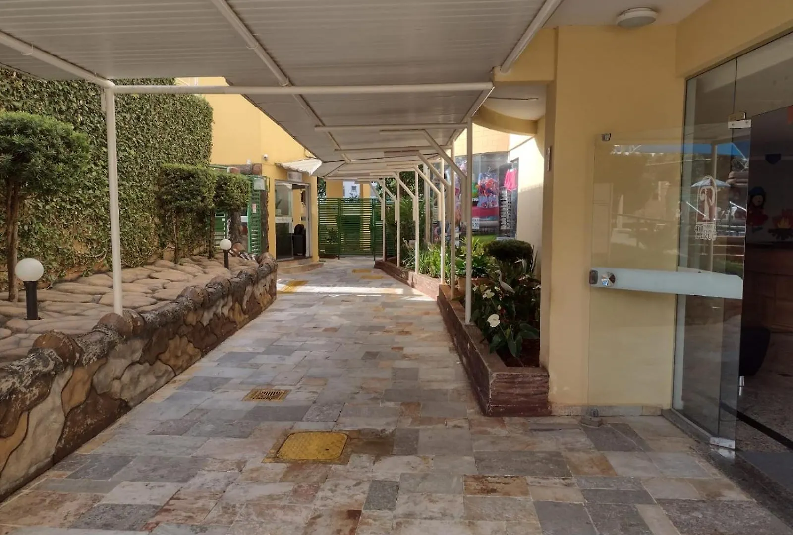Suite Thermas Place Caldas Novas 0*,  Brazil